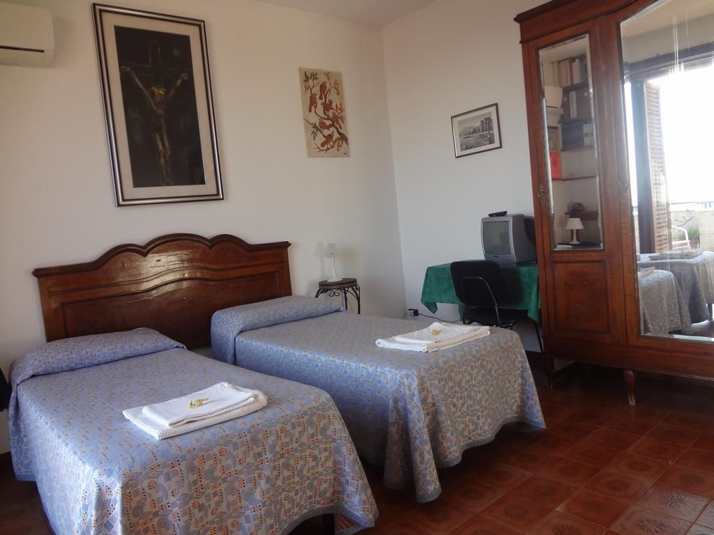Hotel Casa Riccio Palermo Habitación foto